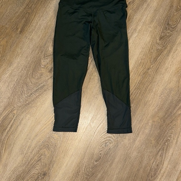 Zella-  green/blue leggings (size small- could fit like XS) - Picture 7 of 7